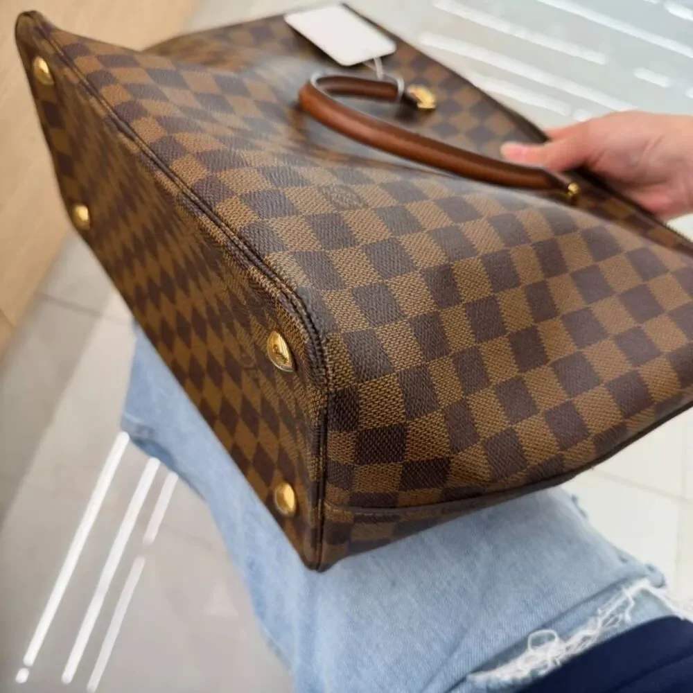Louis Vuitton Women Pre-Loved Bag Very Good Condition